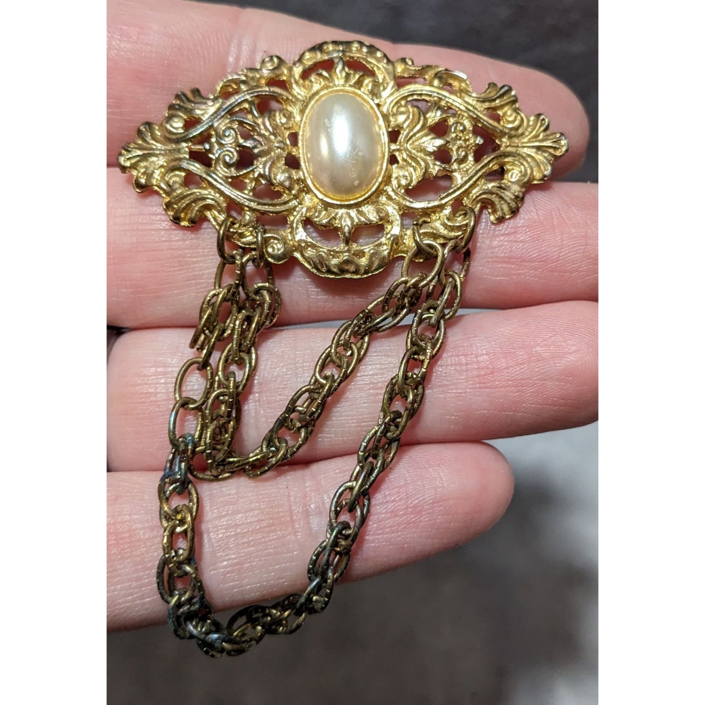 Vintage Victorian Style Gold Tone Chain Brooch