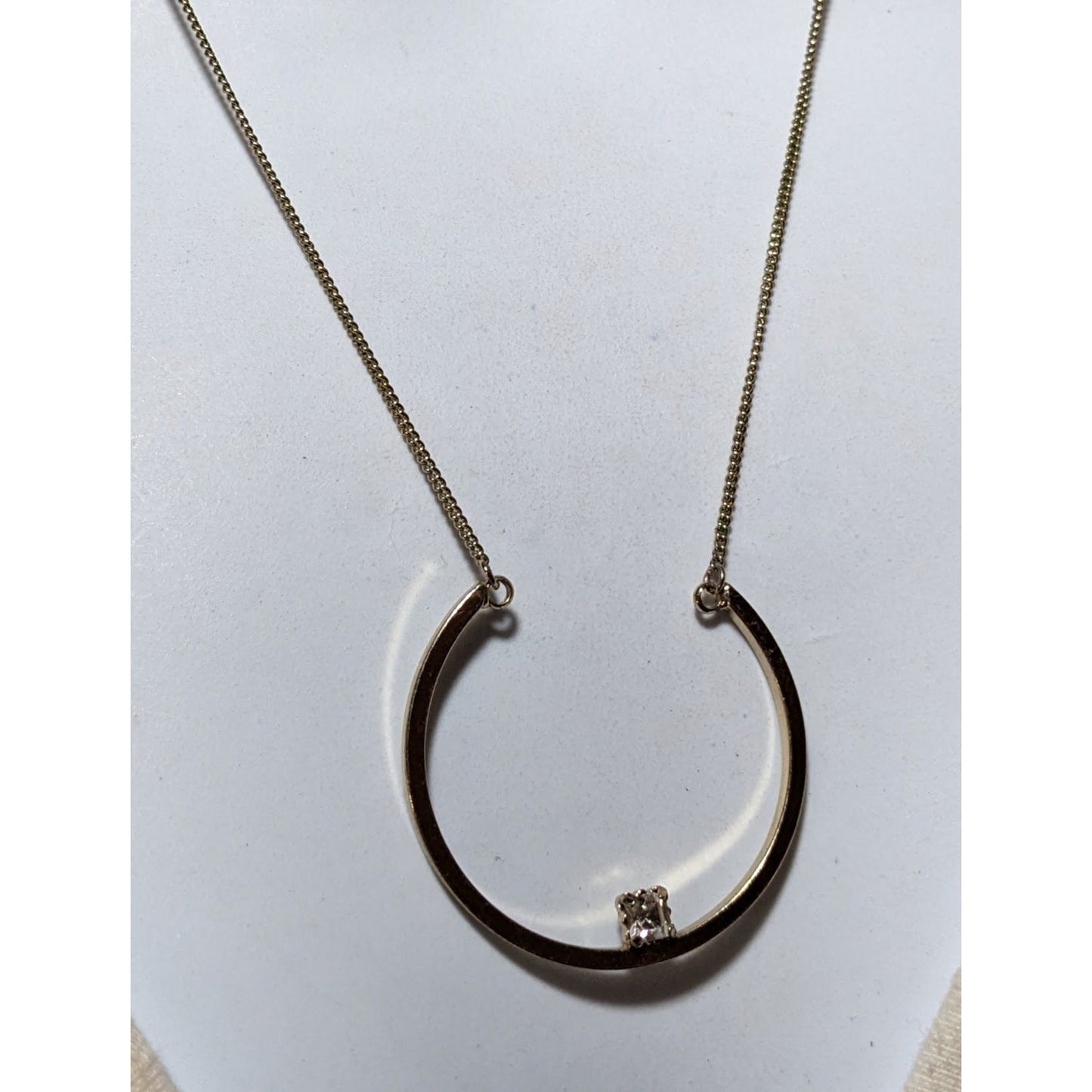 Retro Chic Gold Open Circle Gem Necklace