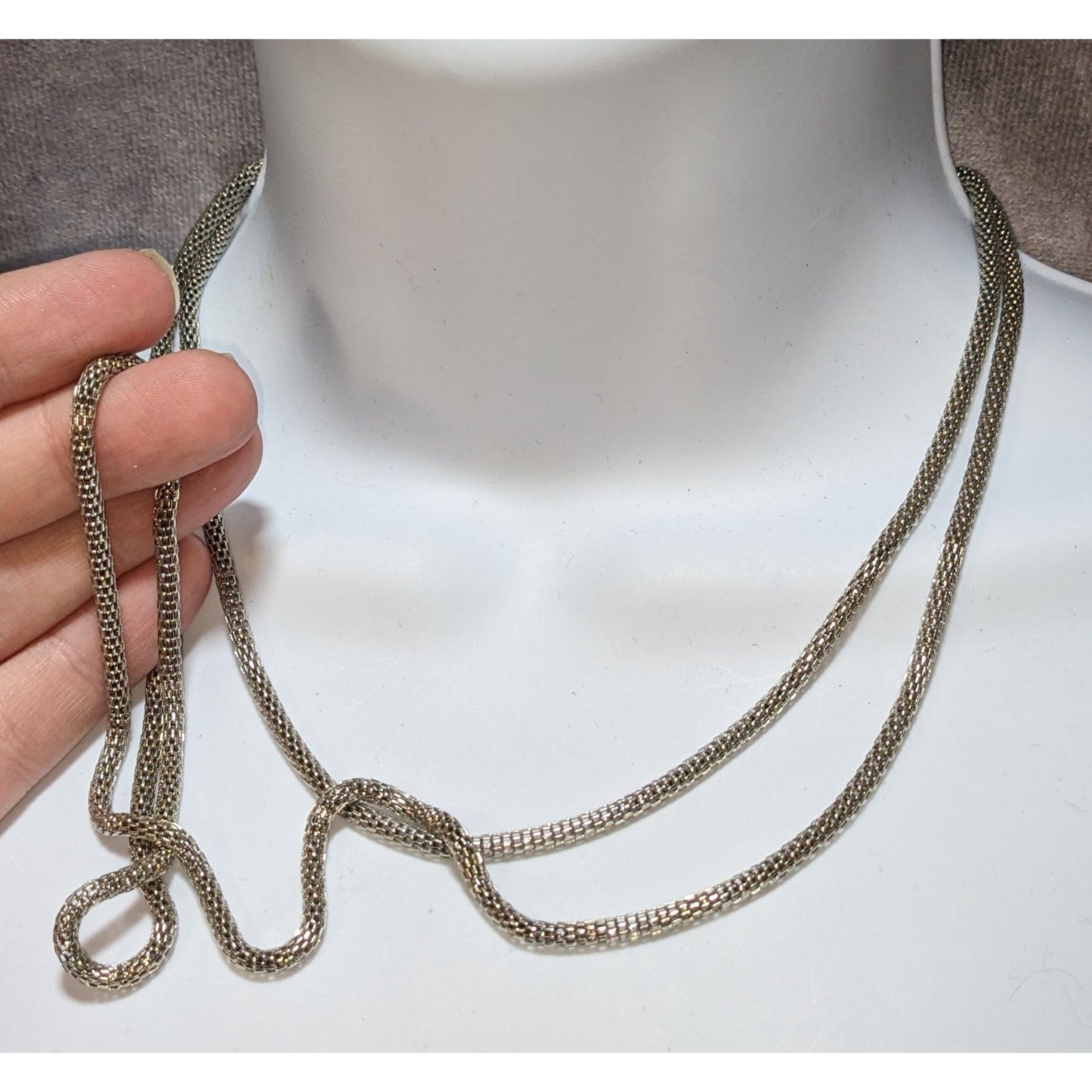 Silver-Tone Hollow Mesh Chain Necklace