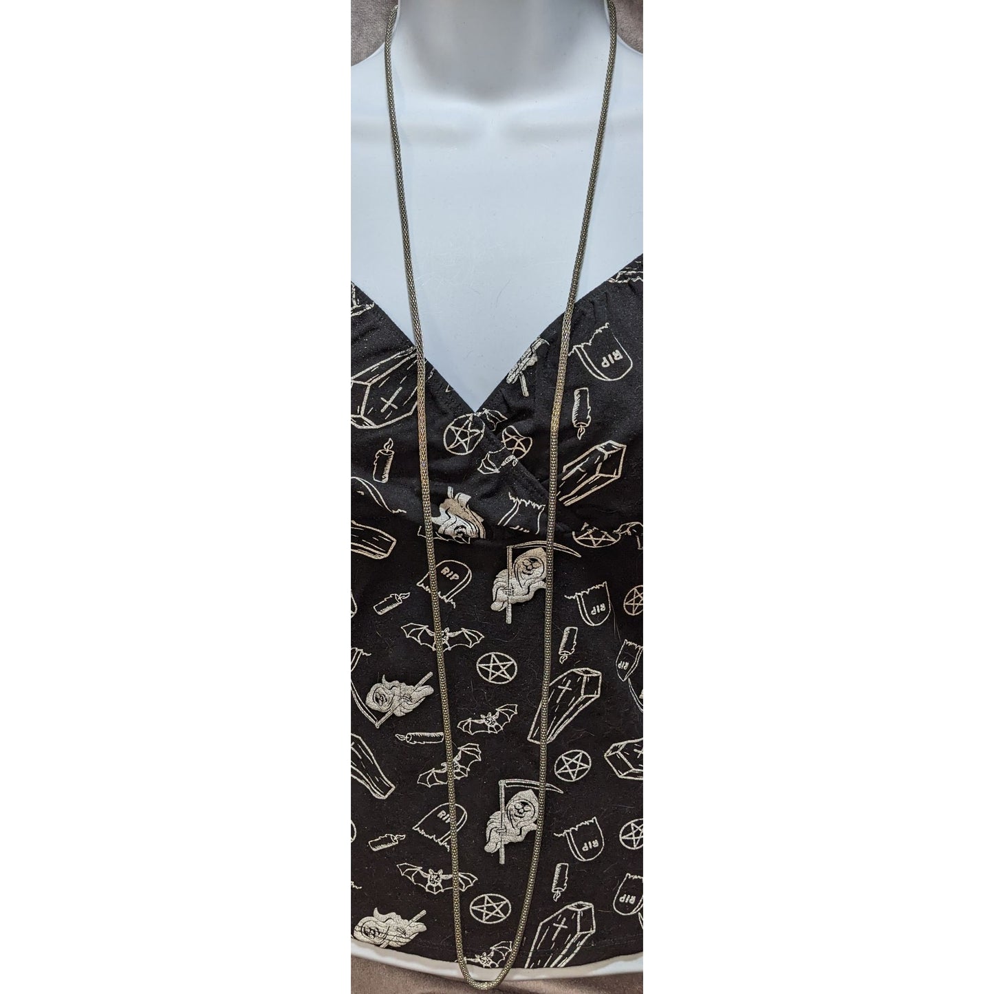 Silver-Tone Hollow Mesh Chain Necklace