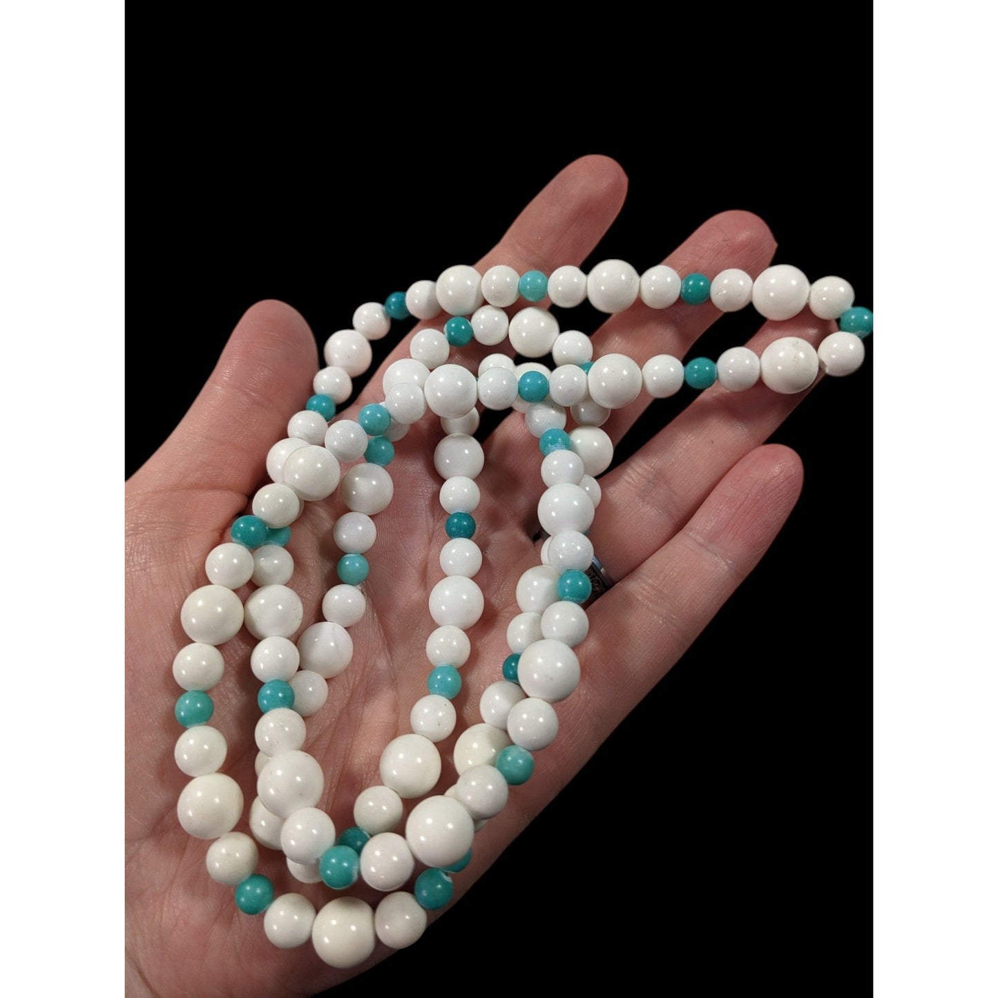 Vintage White And Blue Glass/Stone Beaded Necklace