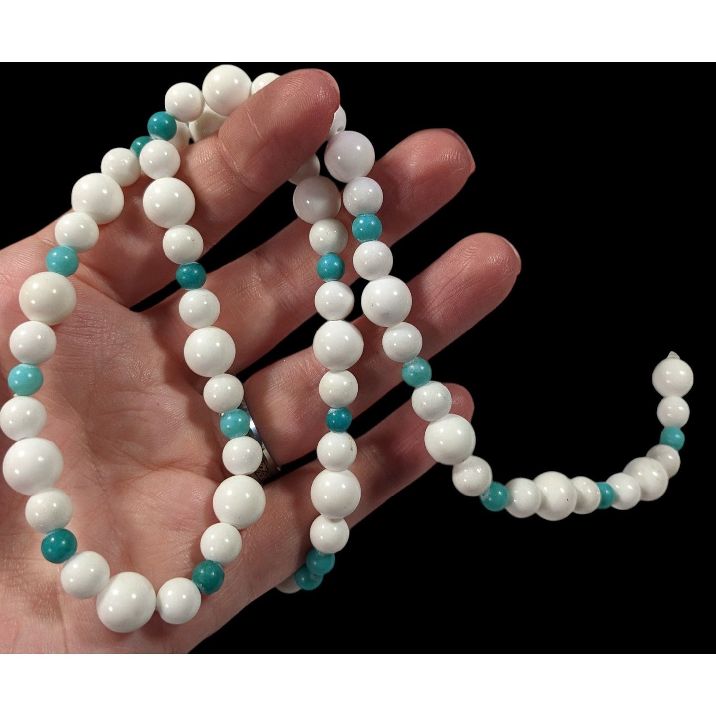 Vintage White And Blue Glass/Stone Beaded Necklace