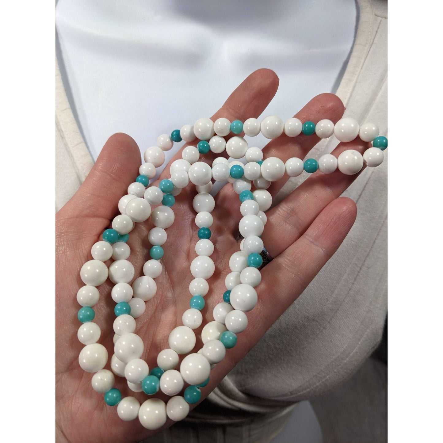 Vintage White And Blue Glass/Stone Beaded Necklace