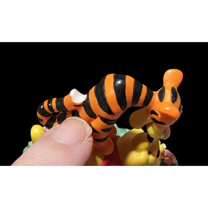 Winnie The Pooh Tigger Best Friends Desk Clock