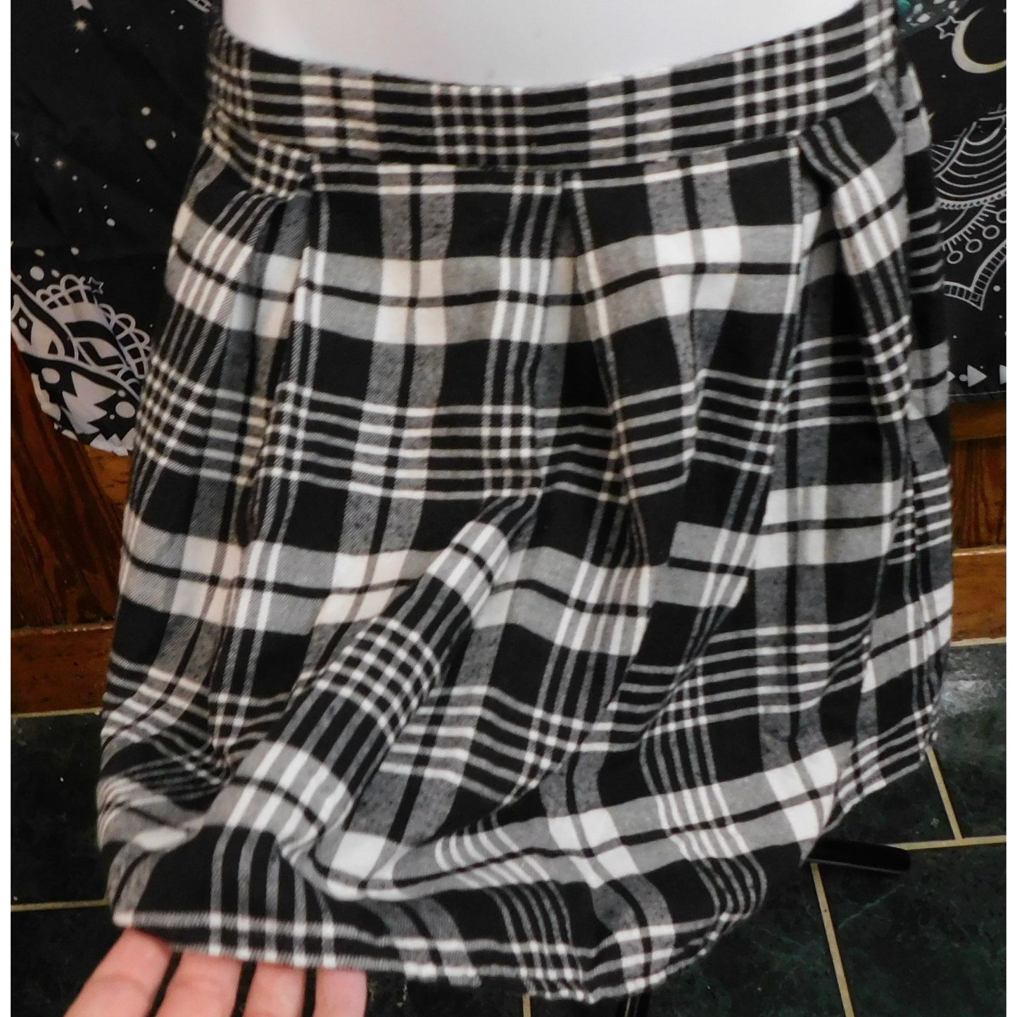 Girls Black And White Pleated Plaid Punk Skirt