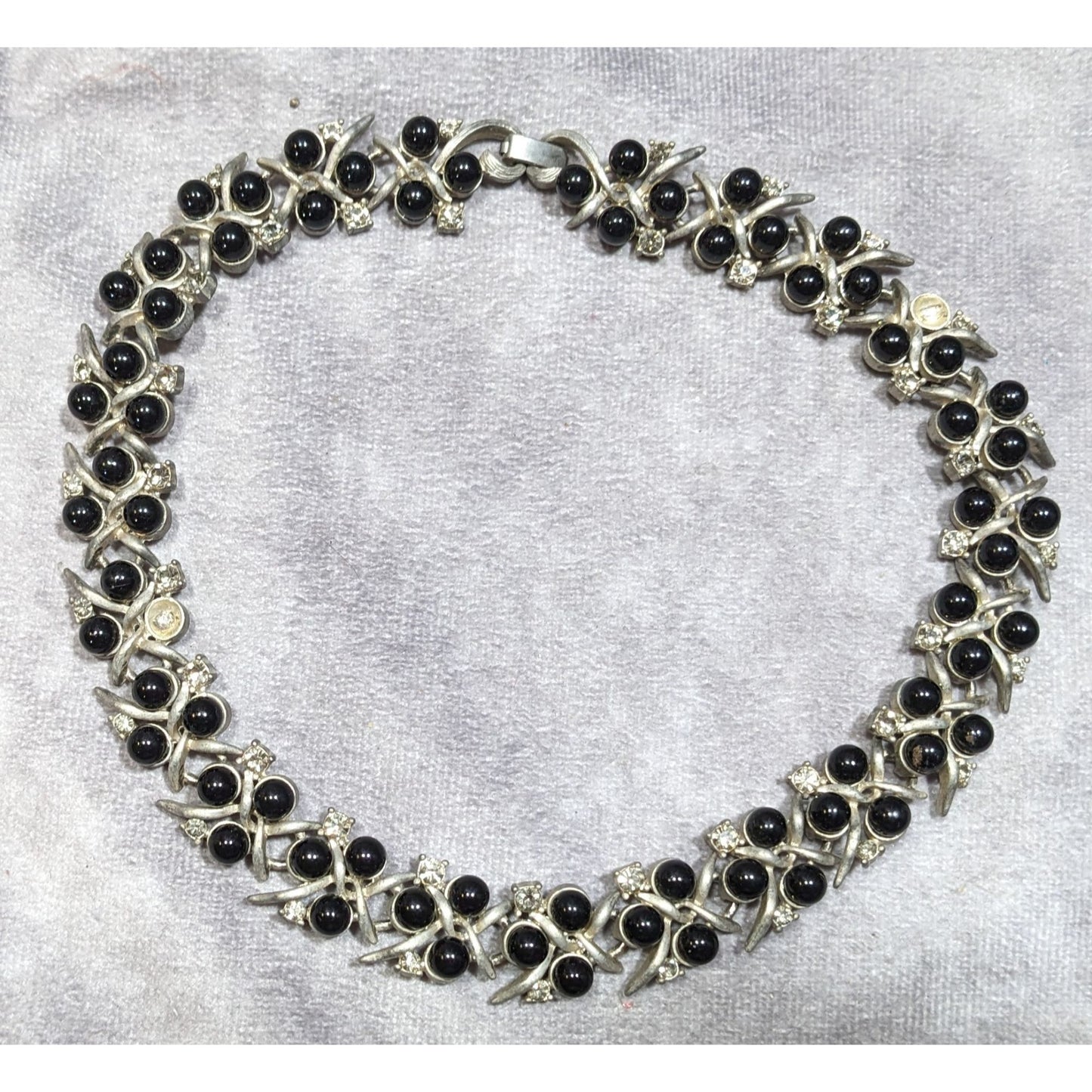 Vintage Black Gem And Rhinestone Studded Silver Tone Necklace