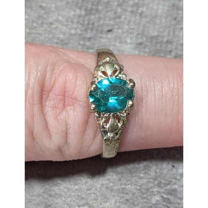 Whimsical Sterling Silver Ring With Teal Stone Size 8