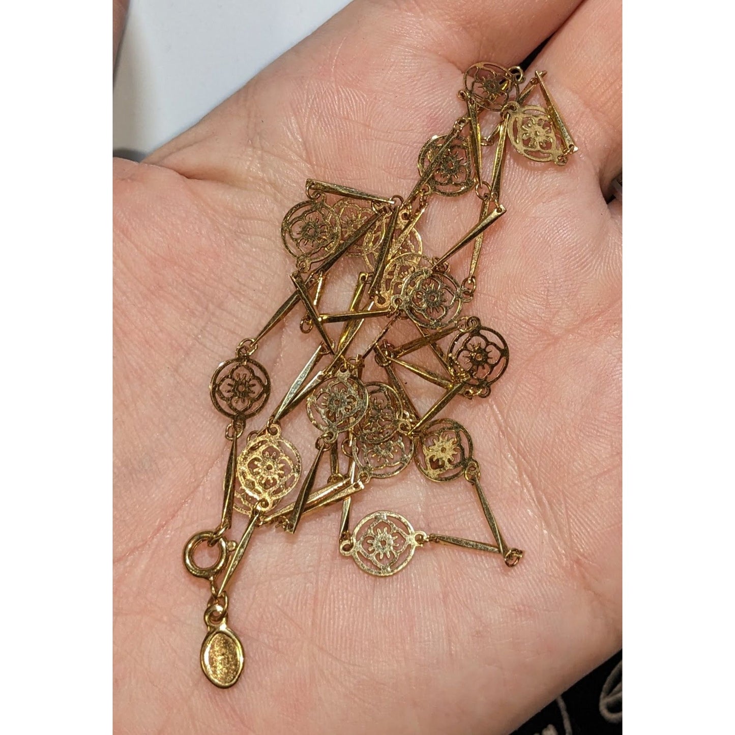 Vintage Avon Gold-Tone Floral Filigree Necklace
