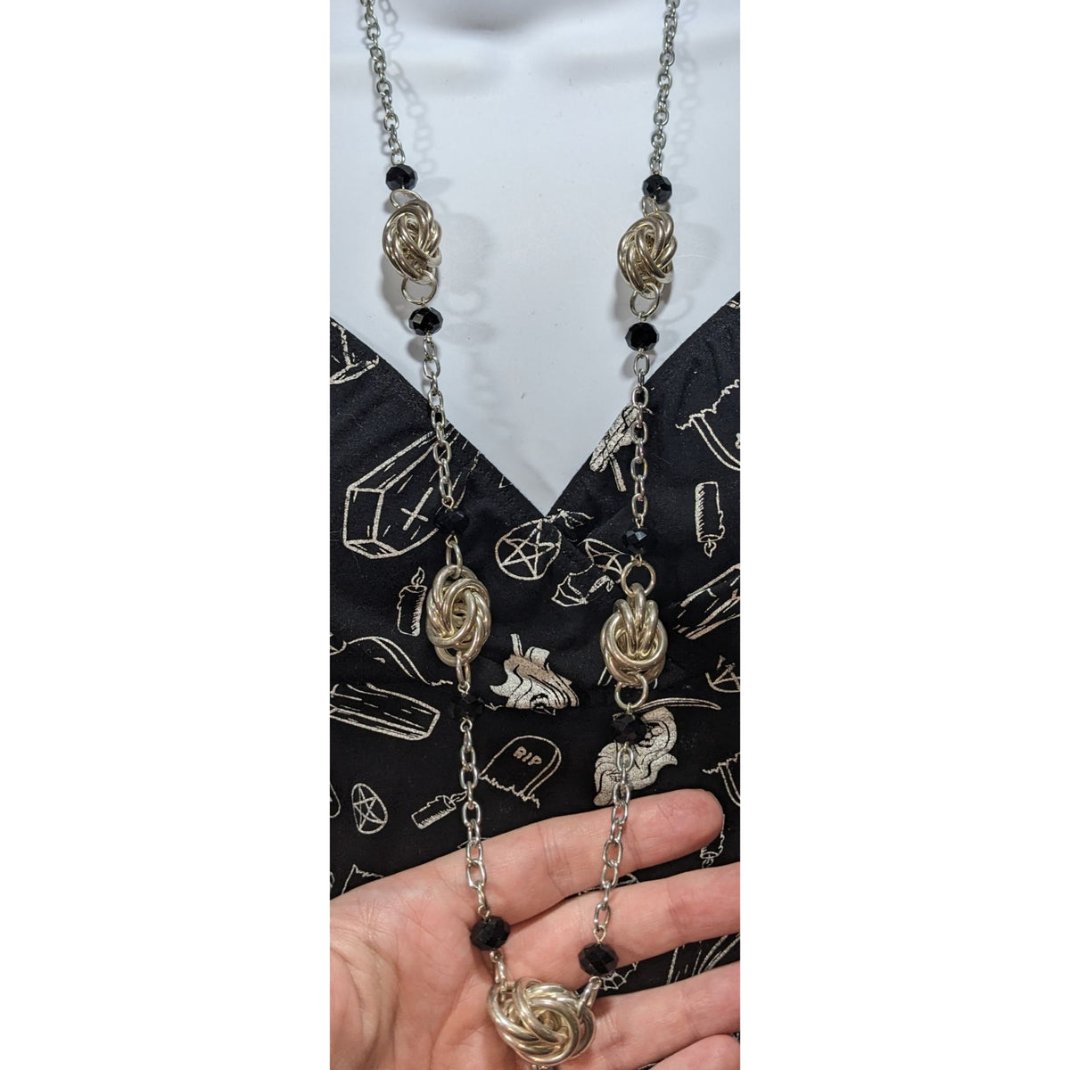 Glam Goth Knot Metal Black Silver Tone Necklace 34 Inch Preowned