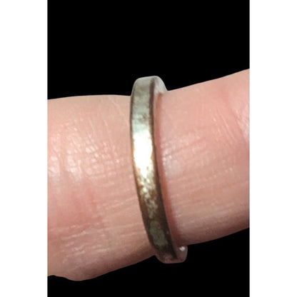 Cursive Engraved Silver Tone Fashion Ring Size 6 1/4