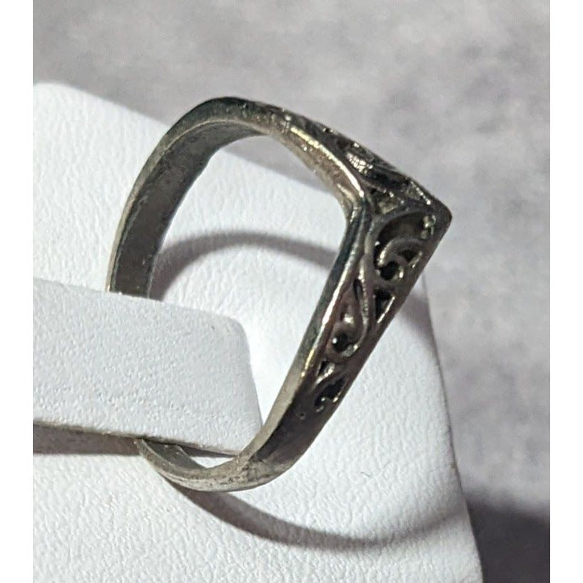 Elven Art Nouveau Scroll Silver Tone Chevron Ring Size 7