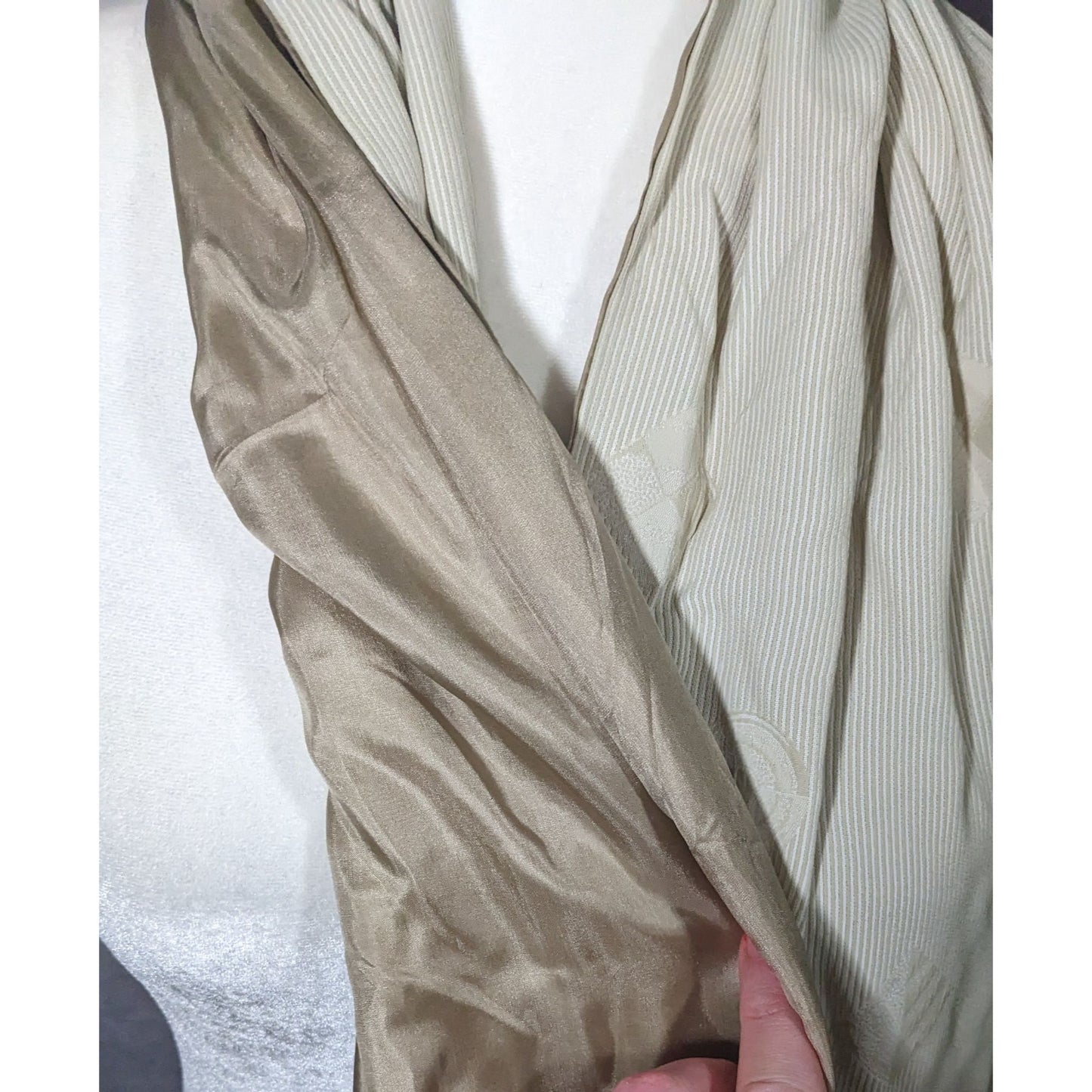 Vintage Donna Livingston Silk Beige Geometric Textured Scarf With Fringe