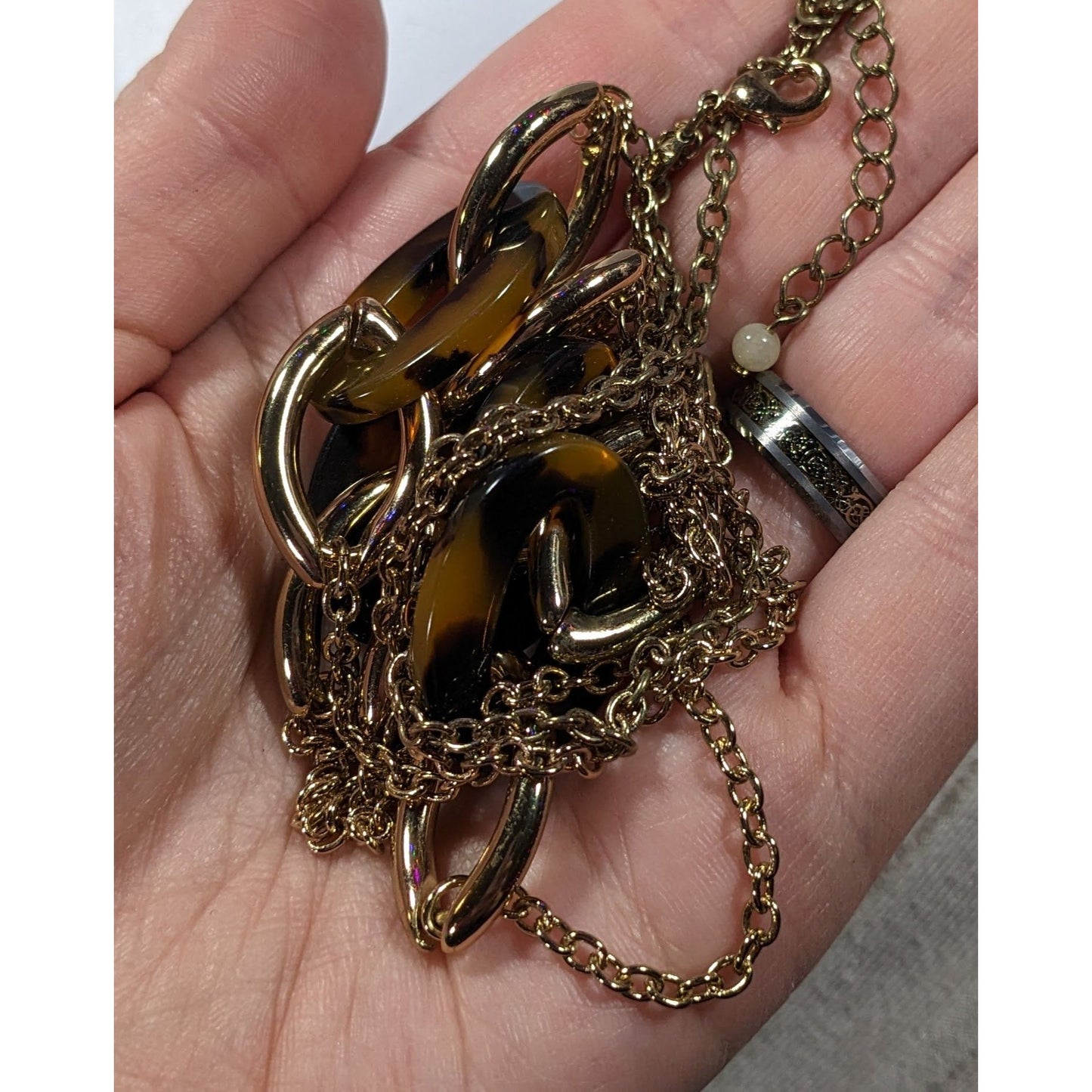 Vintage Avon Tortoise Silver Tone Station Link Necklace