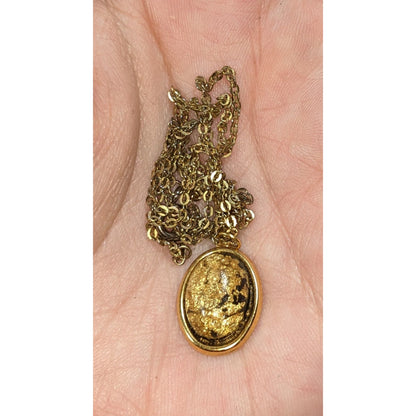 Vintage Dark Romantic Resin Gold Black Oval Pendant Necklace 18 Inch