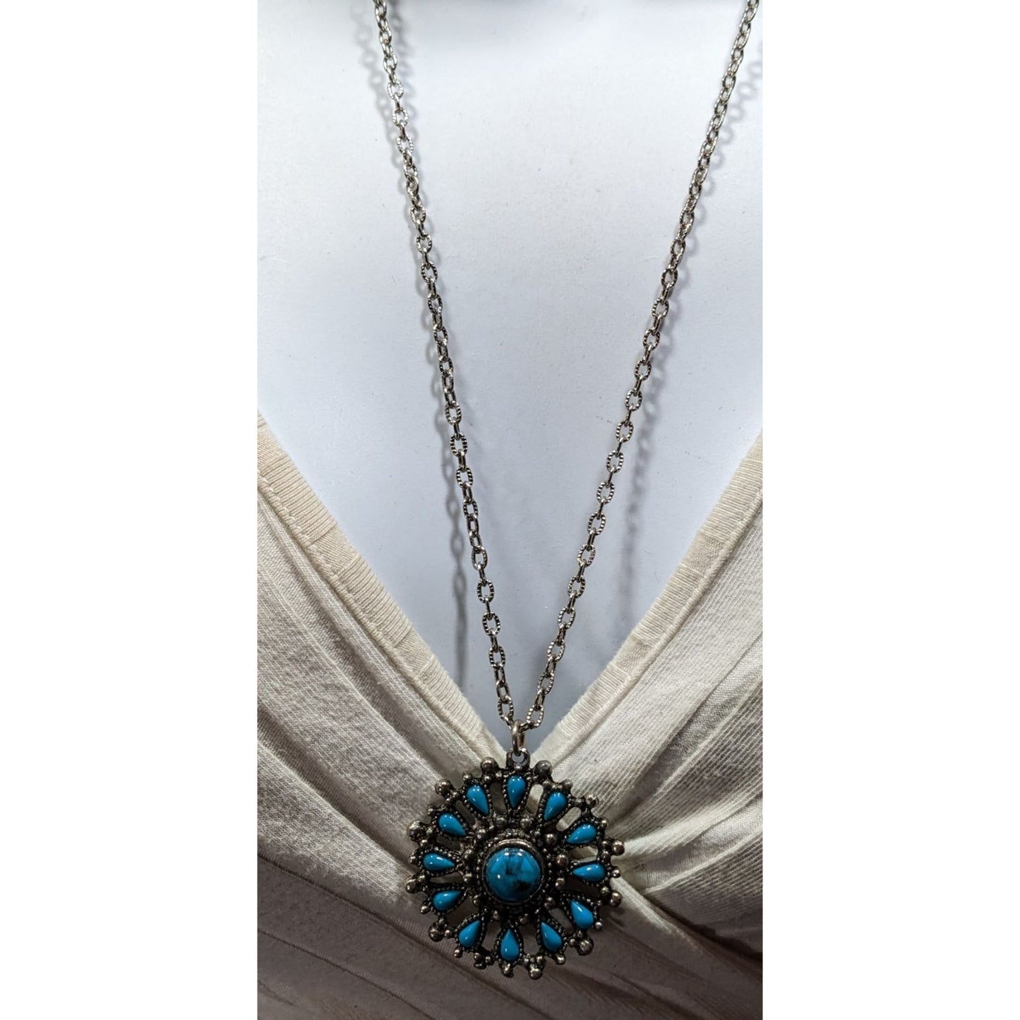 Vintage Southwestern Sunburst Faux Turquoise Pendant Necklace