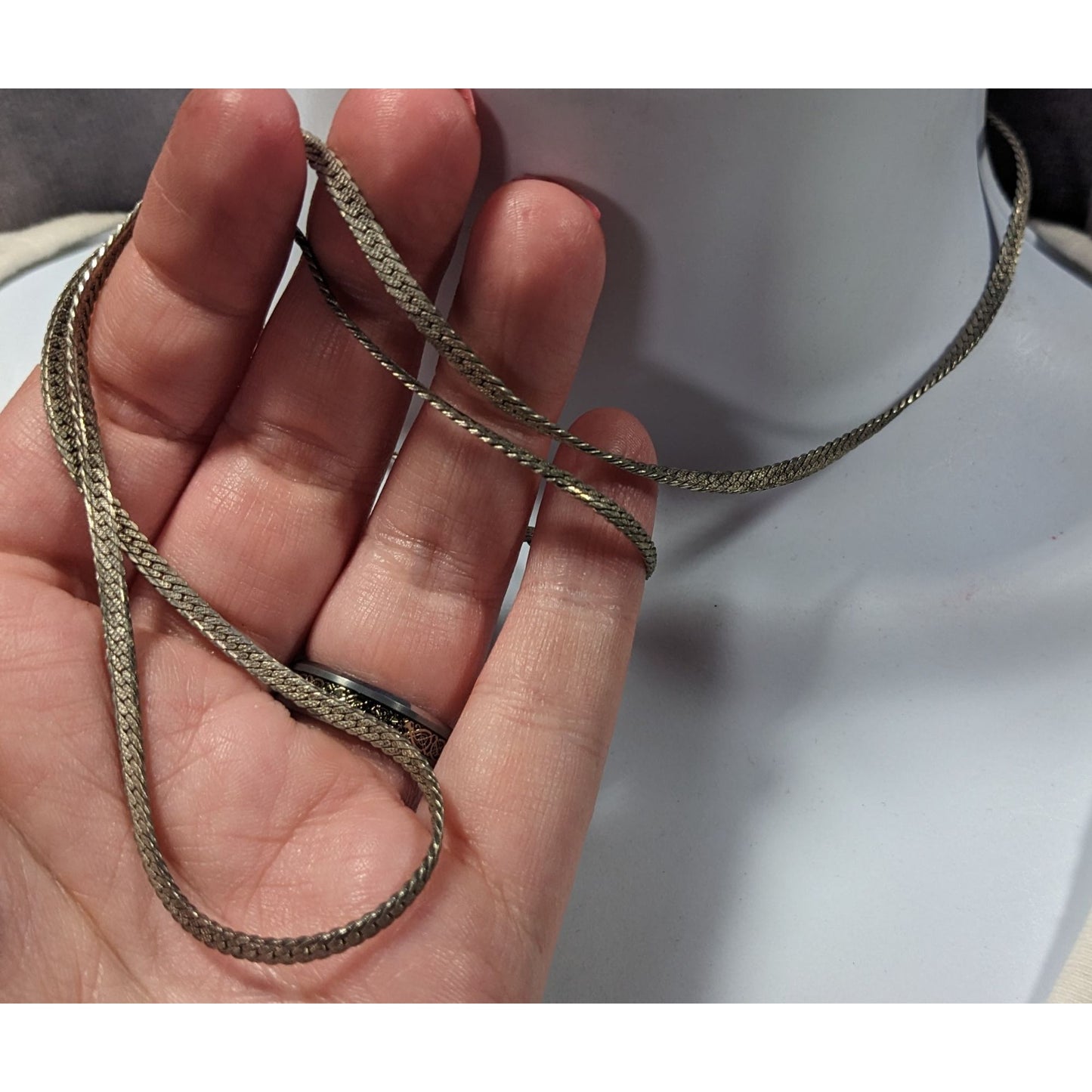 Classic Flattened Herringbone Silver Tone Chain Necklace