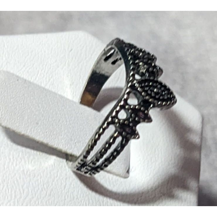 Gothic Royalty Black And Silver Tone Ring Size 6