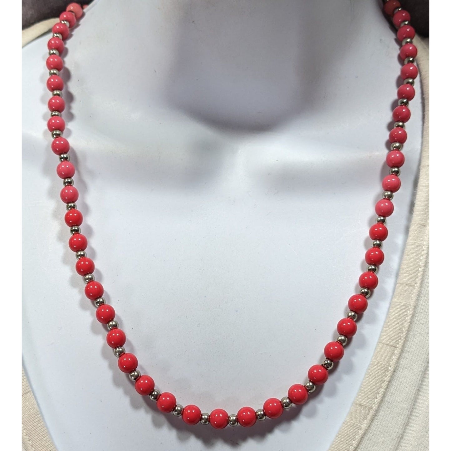 Vintage Pink And Red Beaded Necklace With Silver Tone Accents