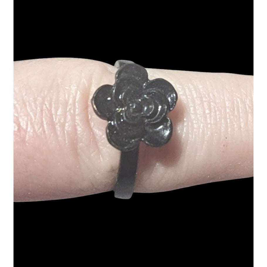 Gothic Casual Black Floral Fashion Ring Size 8 1/2