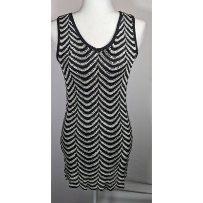 Nicowa Black And White Scalloped Crochet Dress