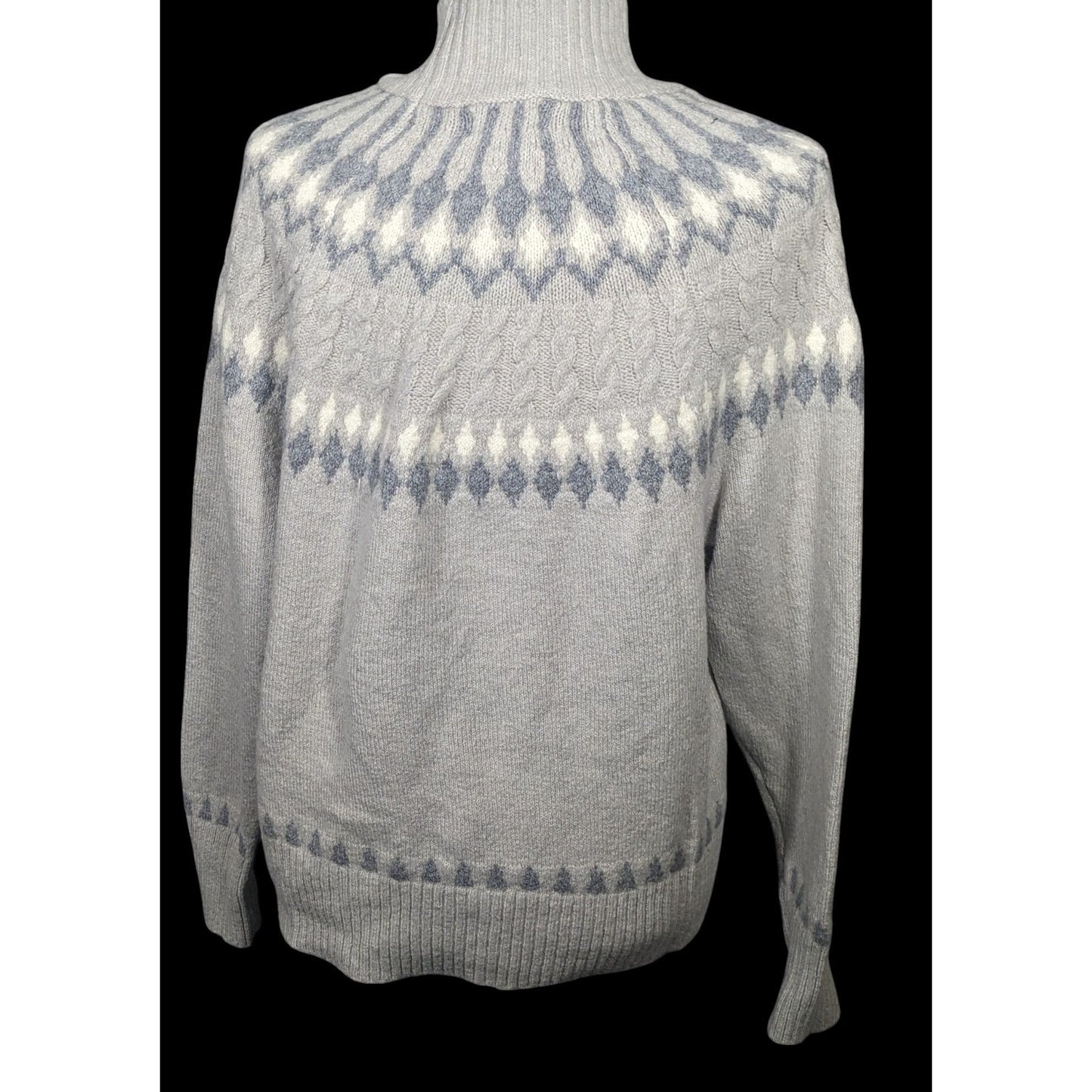 Artelier Nicole Miller Grey And White Super Soft Sweater Size Large