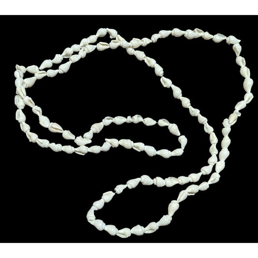 Beachy Mermaidcore Small white Seashell Necklace