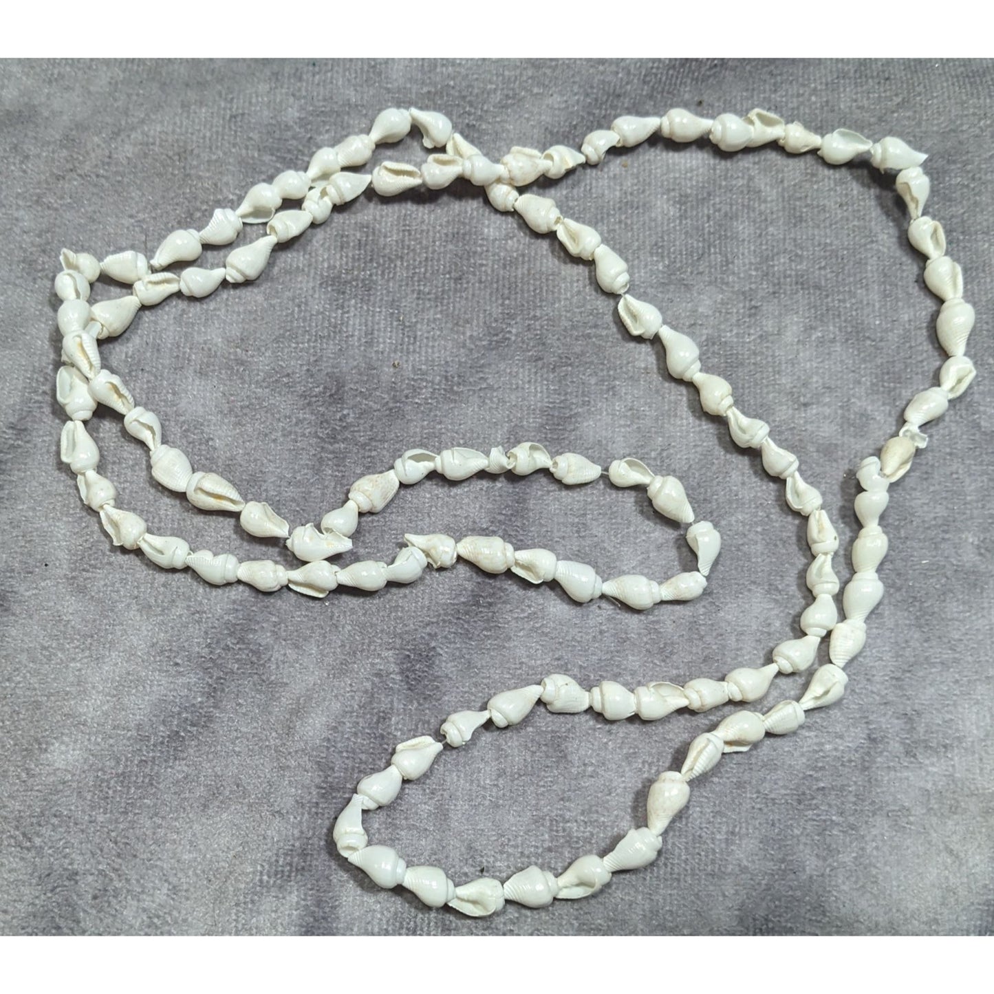 Beachy Mermaidcore Small white Seashell Necklace