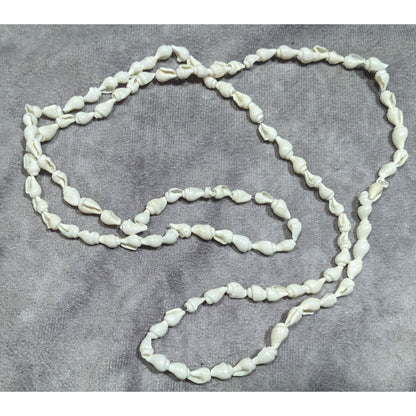 Beachy Mermaidcore Small white Seashell Necklace