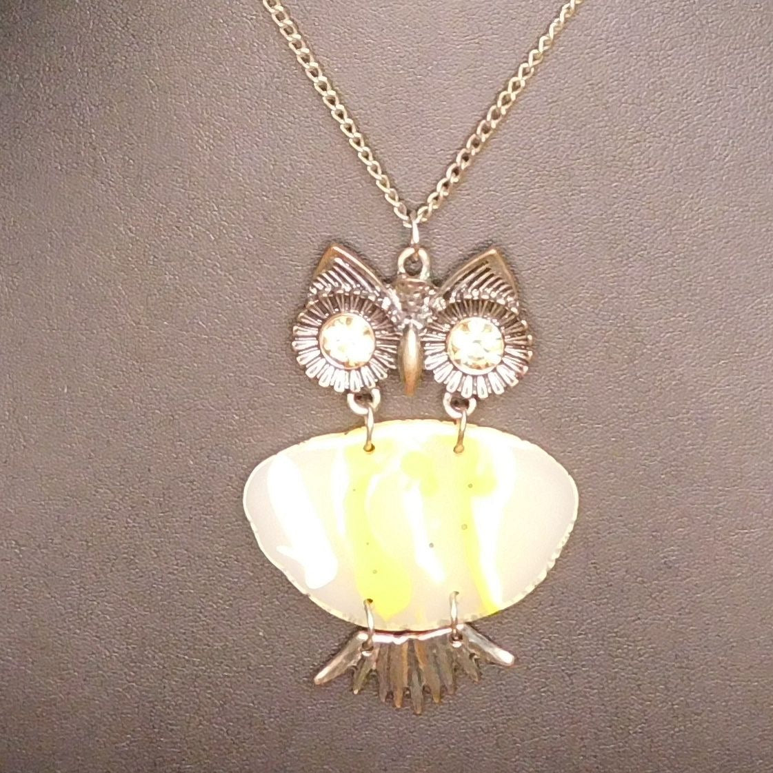 Retro Nature Inspired Yellow Owl Pendant Necklace