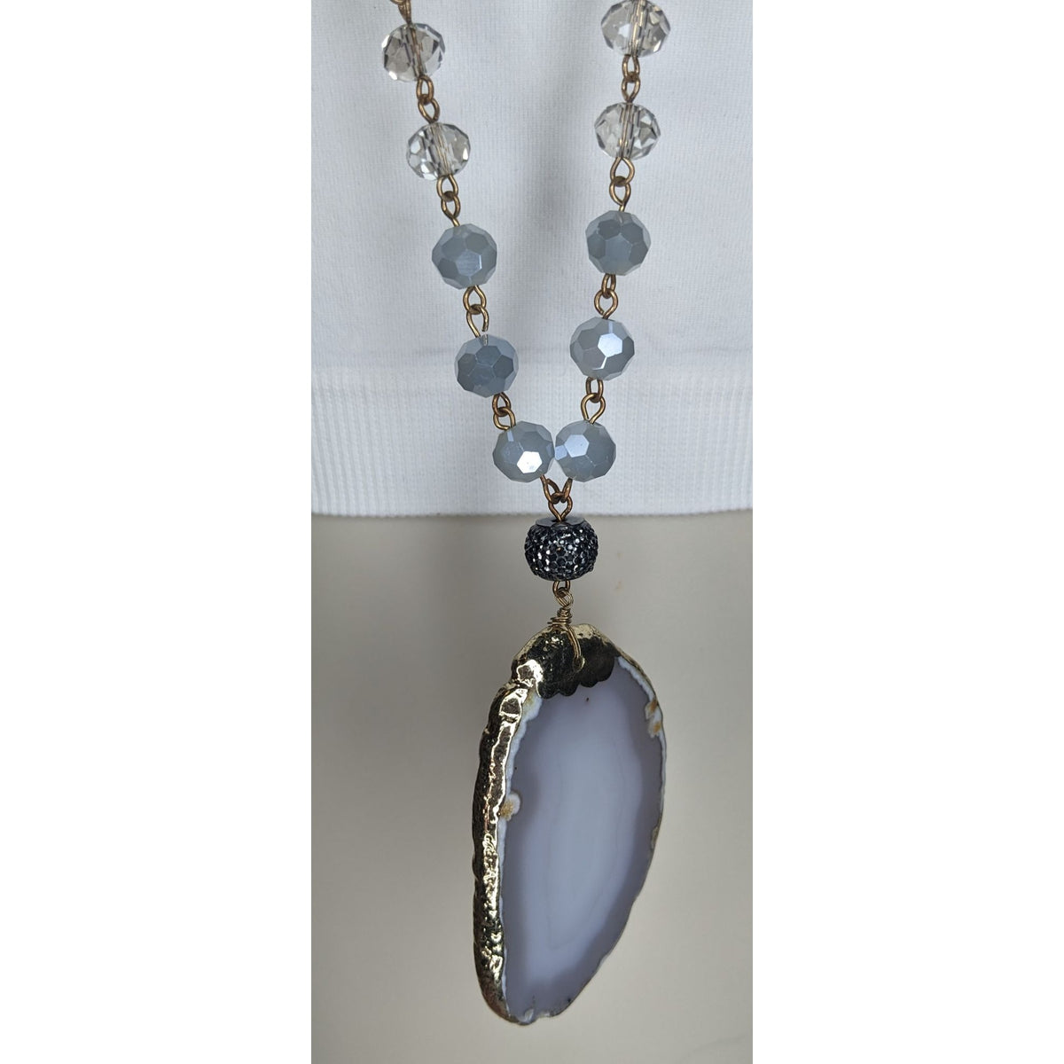 Boho Agate Geode Glass Gray Gold Pendant Necklace 32 Inch