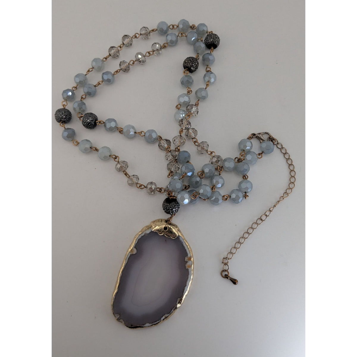 Boho Agate Geode Glass Gray Gold Pendant Necklace 32 Inch