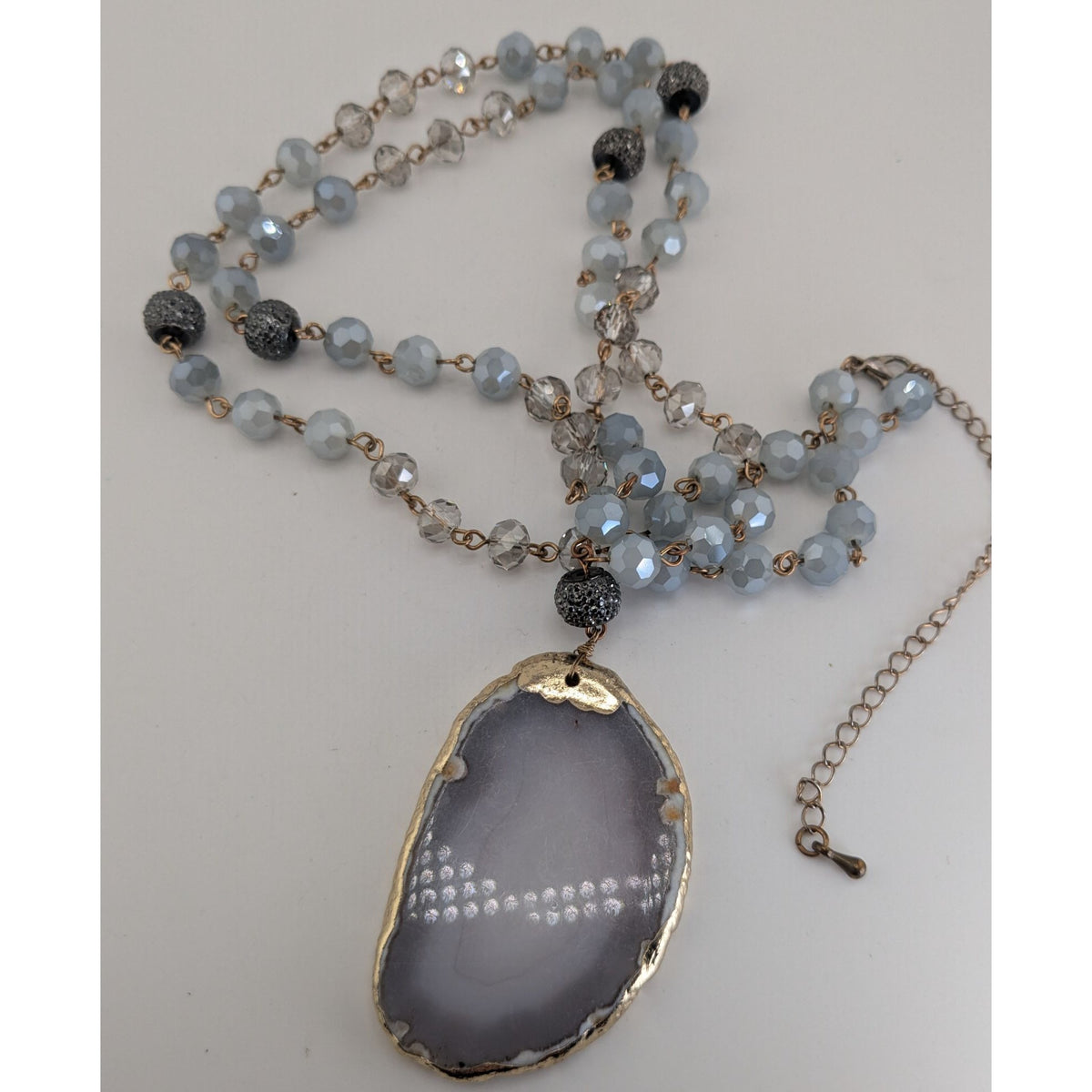 Boho Agate Geode Glass Gray Gold Pendant Necklace 32 Inch