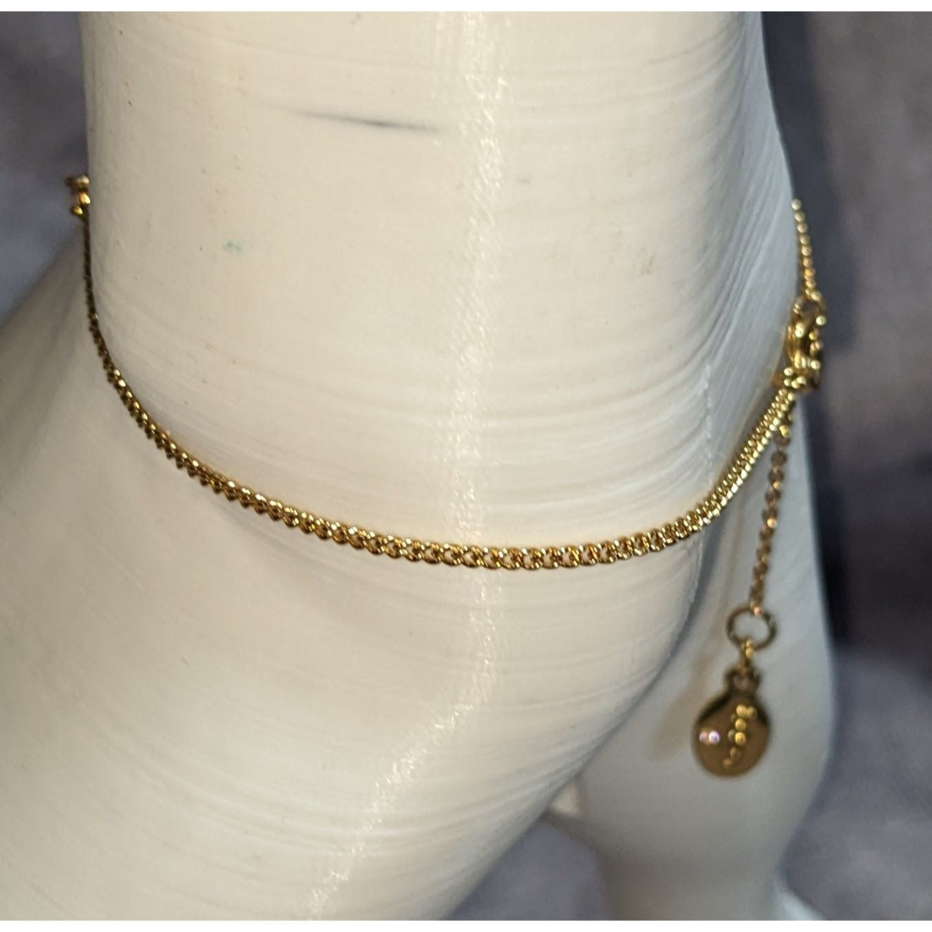 Minimalist Ann Taylor LOFT Gold Tone Dainty Rhinestone Chain Bracelet