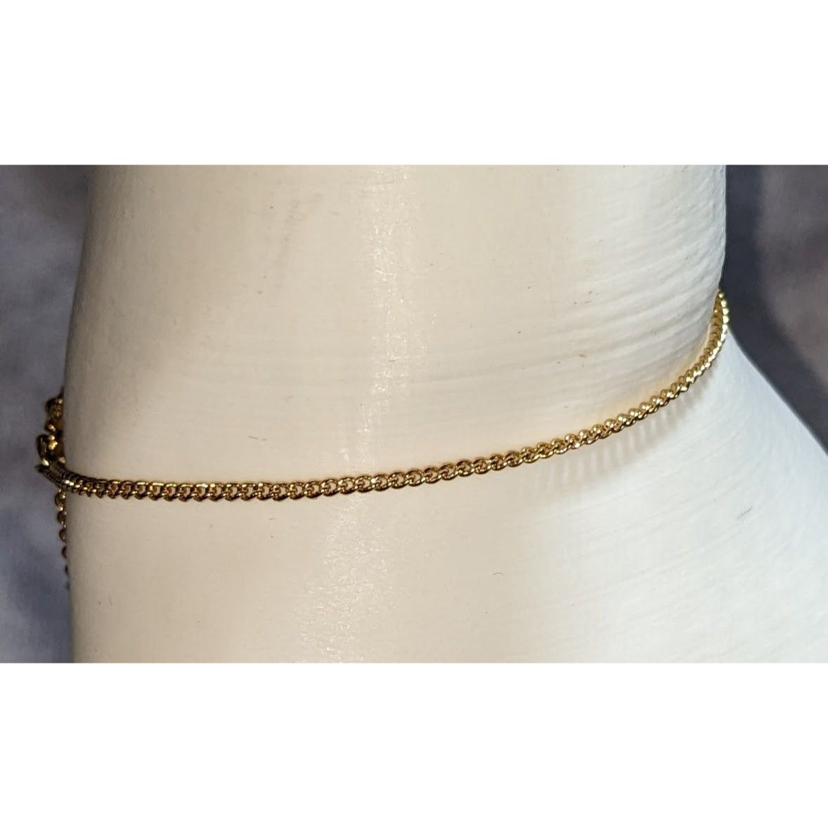 Minimalist Ann Taylor LOFT Gold Tone Dainty Rhinestone Chain Bracelet