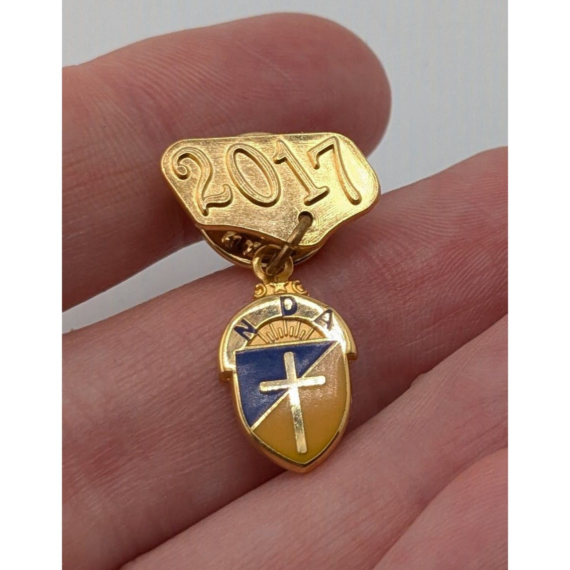 Notre Dame Academy 2017 Gold Tone Lapel Pin With Cross Design