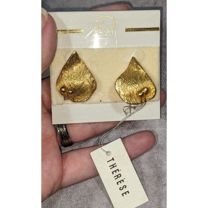 Therese by Hervanche Paris Vintage 80s Gold Tone Leaf Clip On Earrings NWT