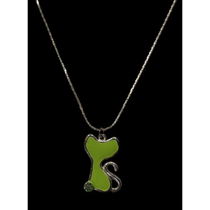 Retro Green Enamel Cat Pendant Necklace With Silver Tone Chain