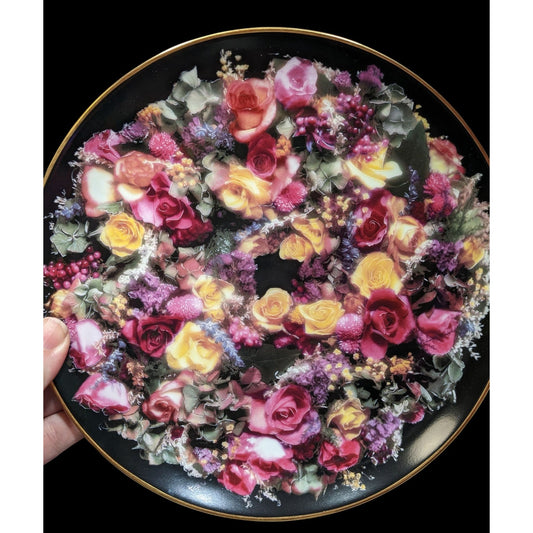 Vintage 1992 Summers Bounty Rose Wreath Decorative Plate By Knox & Robertson