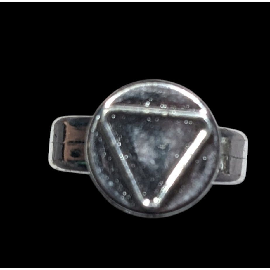 Casual Plastic Metallic Silver Tone Triangle Embossed Ring Size 2 3/4