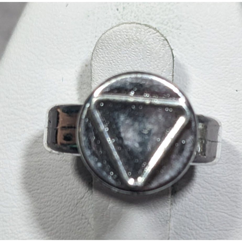 Casual Plastic Metallic Silver Tone Triangle Embossed Ring Size 2 3/4
