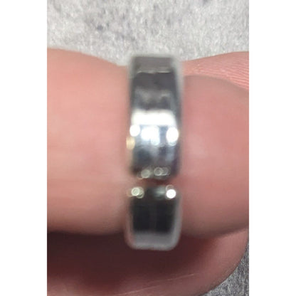 Casual Plastic Metallic Silver Tone Triangle Embossed Ring Size 2 3/4