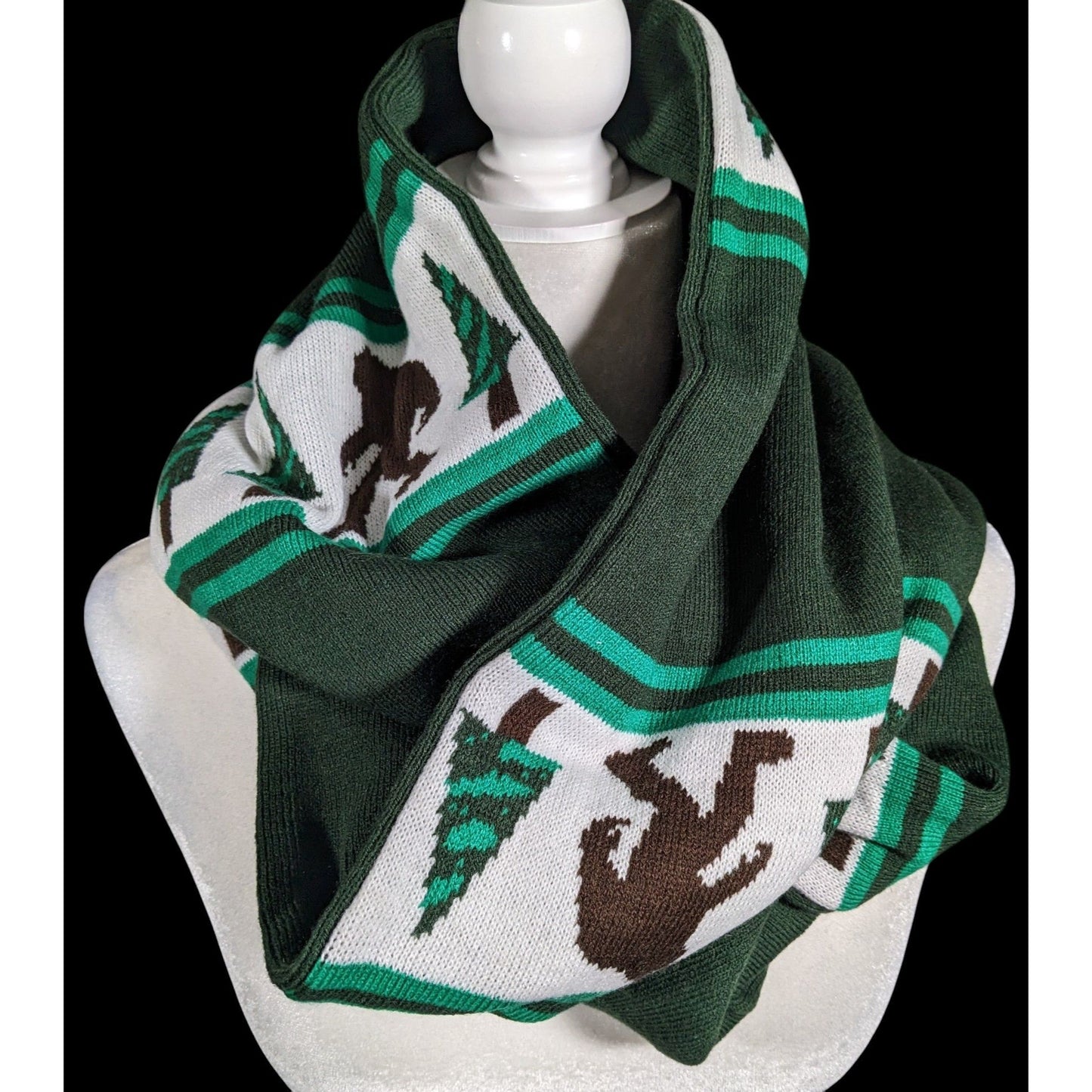 Kavu Sasquatch Arlo Green Infinity  Scarf