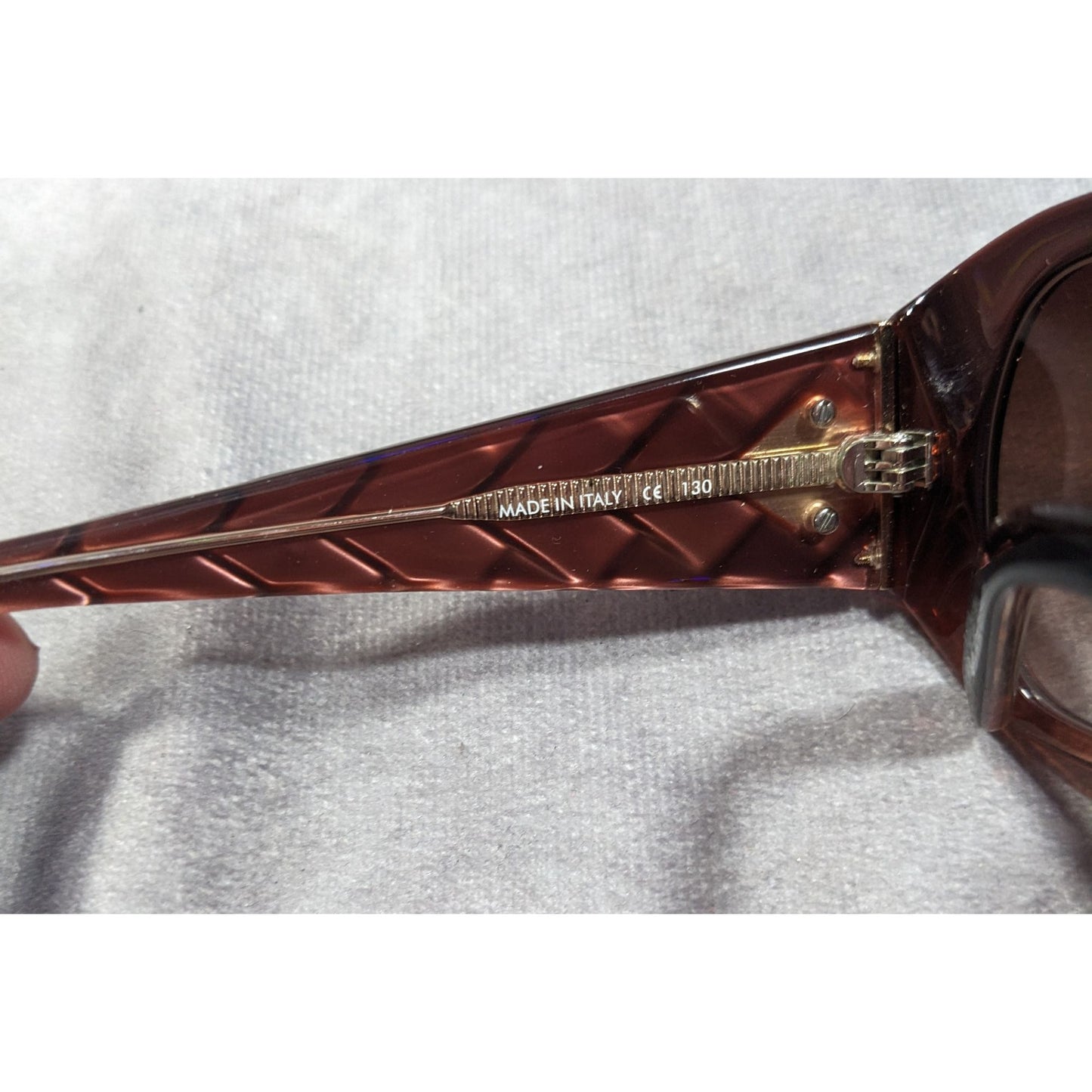 Retro Preppy Calvin Klein CK7749S Brown Sunglasses With Case Made In Italy