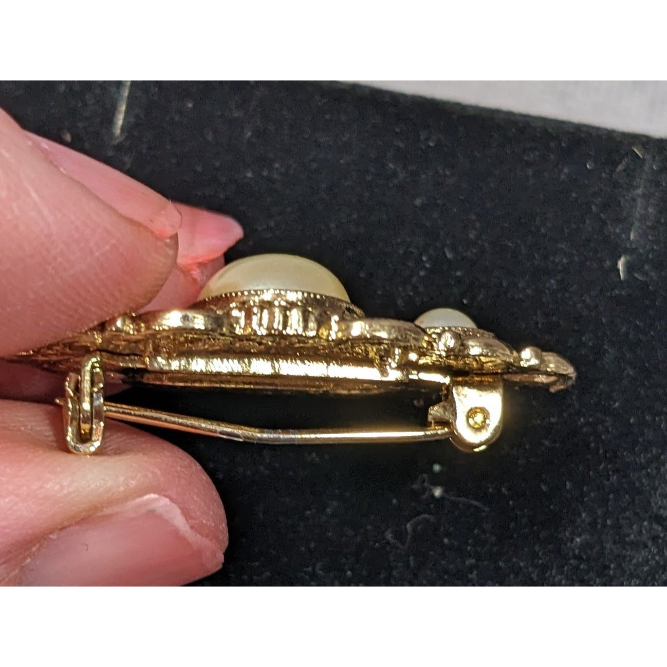 Vintage Baroque Style Gold Tone Faux Pearl Brooch