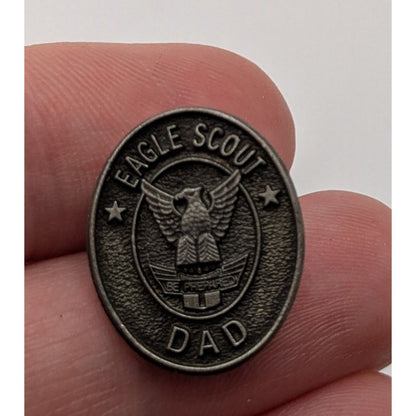 Eagle Scout Dad Lapel Pin Silver Tone 3/4 Inch Commemorative