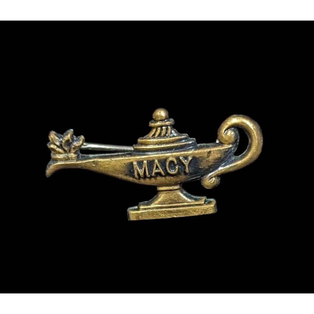 Vintage 60s Edith Macy Lamp Of Knowledge Event Girl Scout Collectible Pin