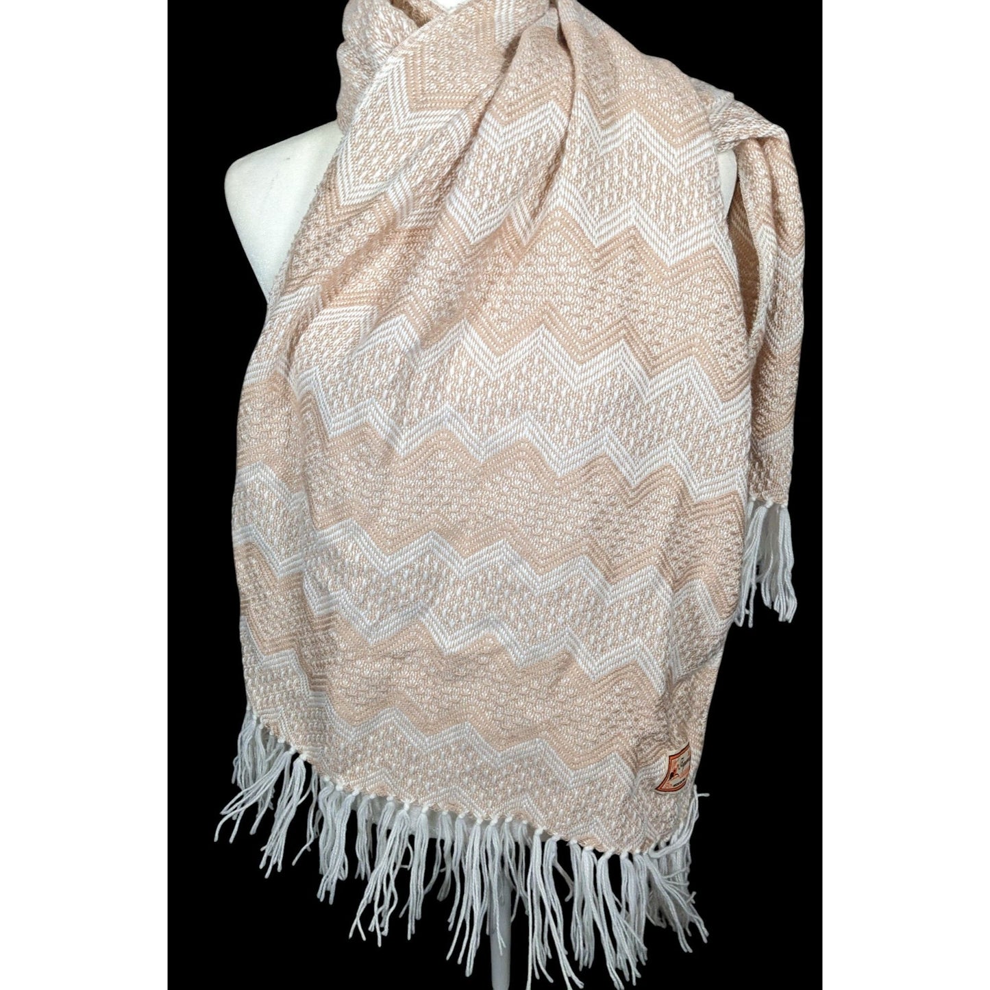 Figueroa Genuine Alpaca Peruvian Cream Chevron Scarf