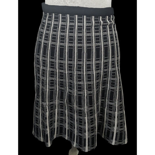 Spense Black And White Abstract Geometric Knit Skirt