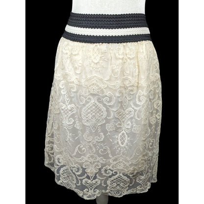 Jealous Tomato Coquette Heart Lace Skirt Size Small