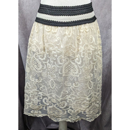 Jealous Tomato Coquette Heart Lace Skirt Size Small